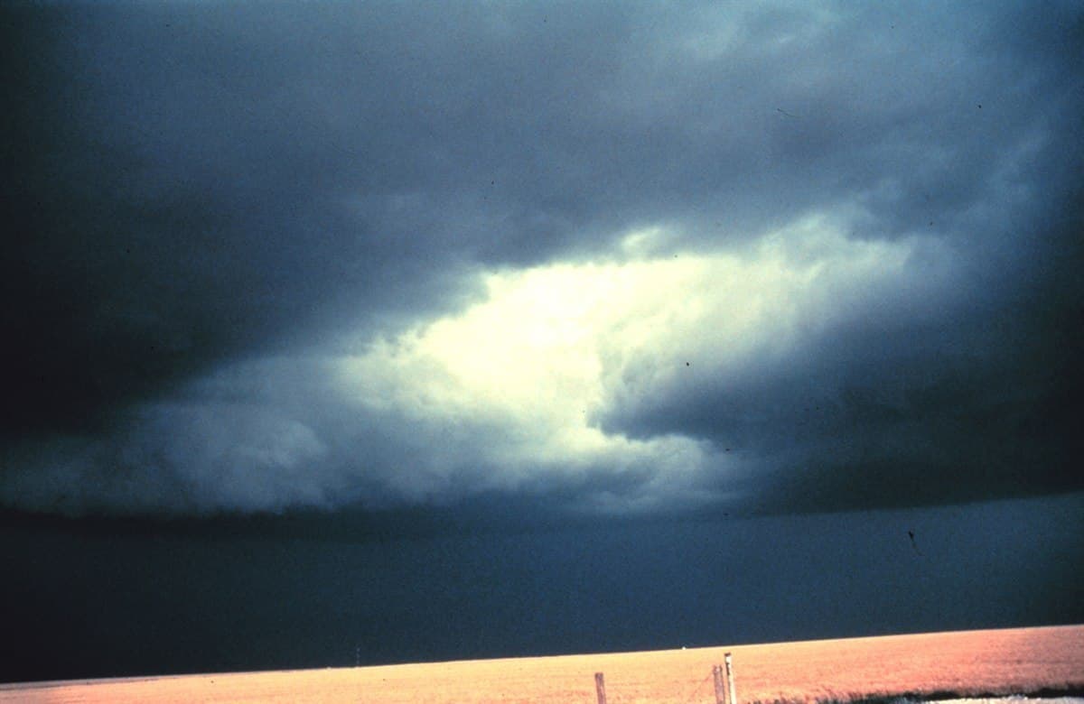 Dark thunderstorm base showing severe thunderstorm watch vs warning structure before a warning upgrade
